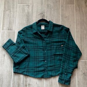 PINK VICTORIAS SECRET CROPPED FLANNEL